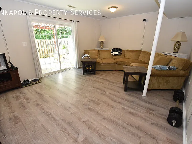 518 Bay Dale Ct — Photo 30