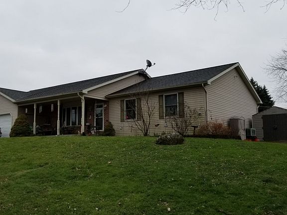 2nd image of 3432 Spear St