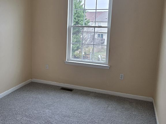 2nd image of 138 Rosie Dr
