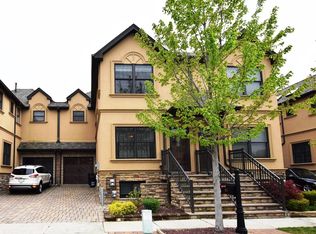 50 Perona Ln, Staten Island, NY 10308