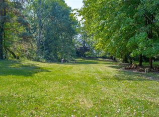 1380 Saxe Rd, Mogadore, OH 44260