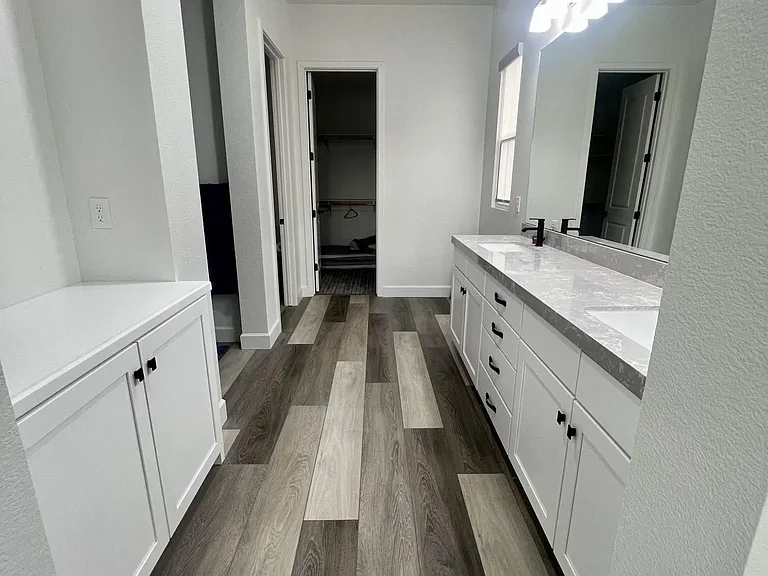 472 Halcyon Pl — Photo 29