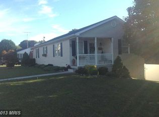 434 W 8th St, Waynesboro, PA 17268