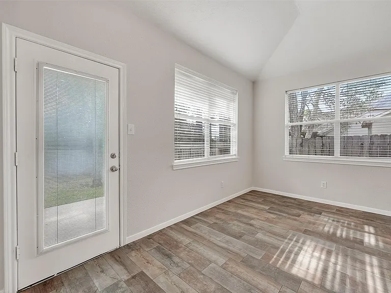 78 S Archwyck Cir — Photo 18