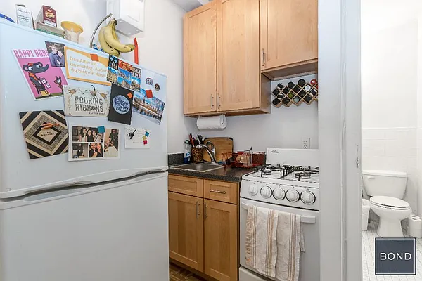 Rented by Bond New York | media 3