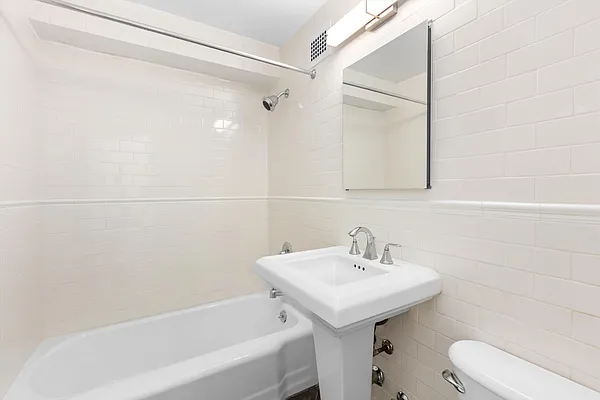 Rented by GoodRock Realty | media 17