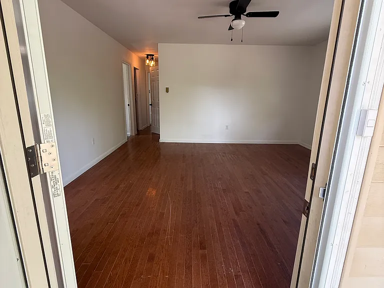84 Seabreeze Rd #1 — Photo 5