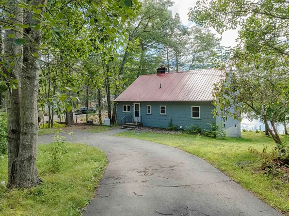 68 River Road, Barrington, NH 03825