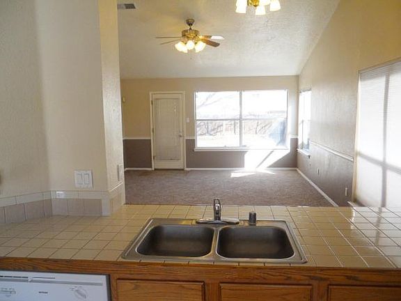 5th image of 8115 Glenbrook Pl NW