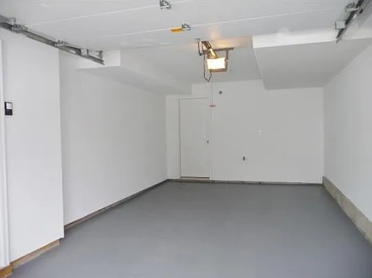 111 Blaine St #C — Photo 8
