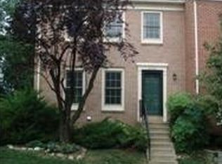 2268 Cartbridge Rd, Falls Church, VA 22043