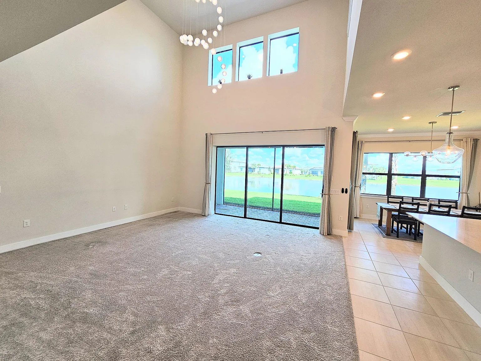 4 bed, 4262 sqft, $4,500 — Photo 4