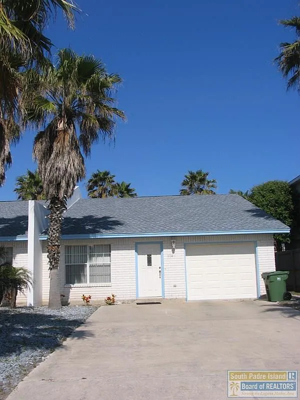 3 bed, 2.0 bath, 1413 sqft, $3,300 — Photo 1