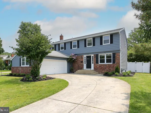 116 Briarwood Ter, Mount Laurel, NJ 08054