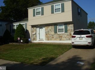 9730 Beacon Rd, Philadelphia, PA 19115