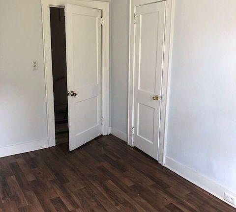 5th image of 2221 Cambridge Ave