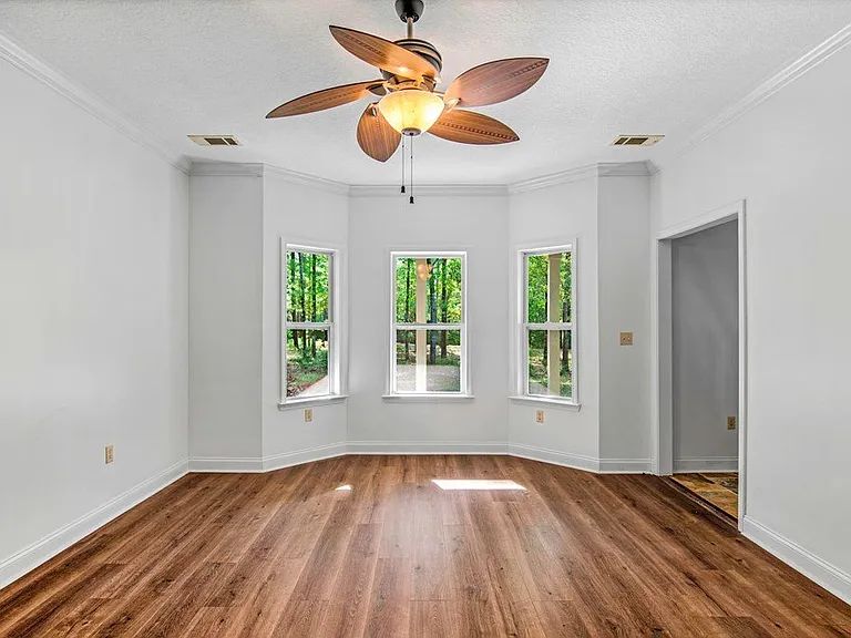 232 Morgan Rd — Photo 9