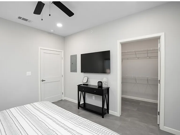 Palma Vista Apartments — Photo 22