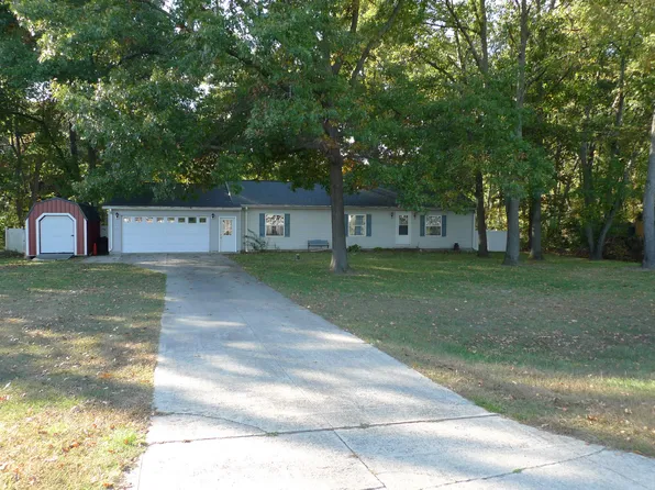 64510 Westwood Dr, Lawton, MI 49065
