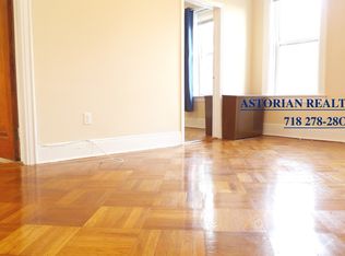 3180 36th St, Astoria, NY 11106