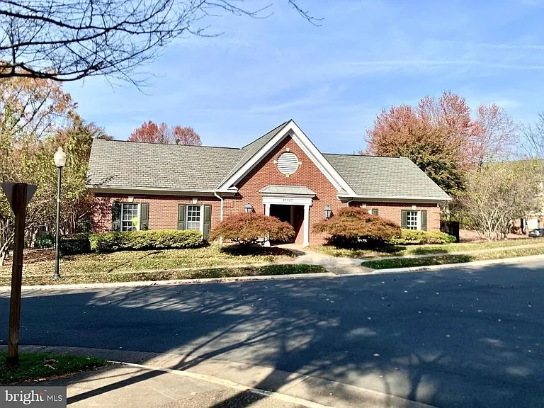 4034 Stonehenge Way — Photo 17