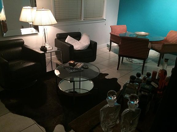 4th image of 7120 Indian Creek Dr APT A