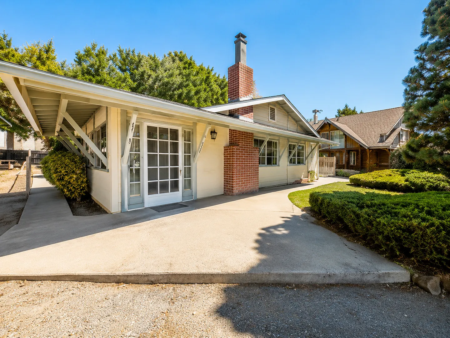 Move-In Ready Mountain Retreat with Garage Near Frazier Park & Los Padres Forest — Photo 2