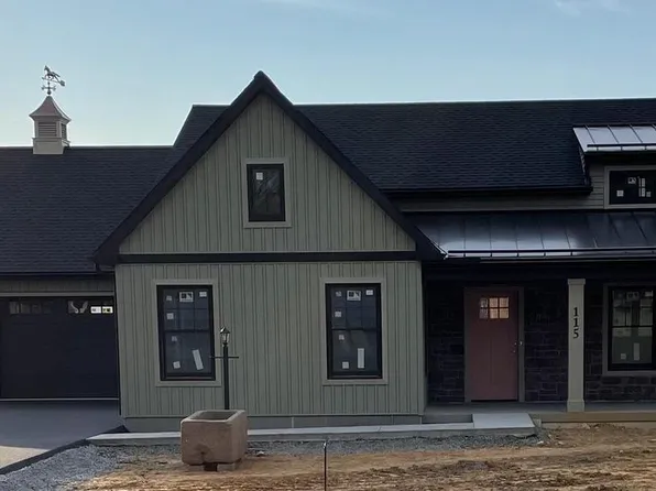 115 Maple Ln, Lebanon, PA 17042