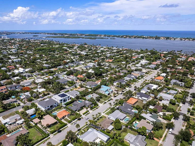 360 Palmetto St — Photo 38