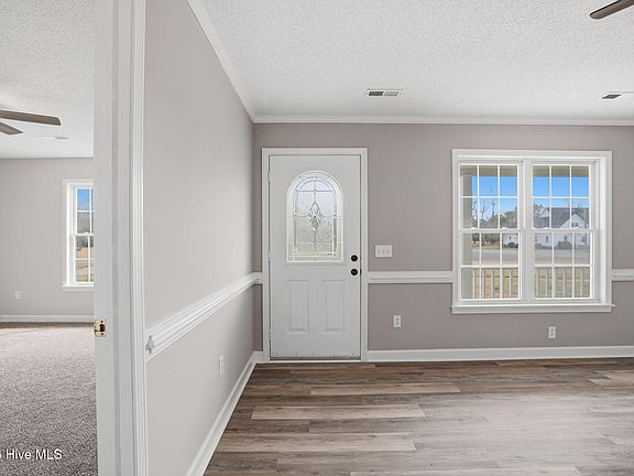 3rd image of 1000 Crosswinds Drive