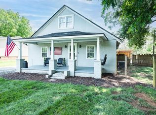 1146 Holt St, Mebane, NC 27302