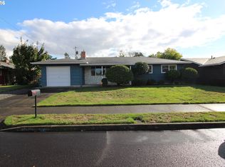 17146 SE Taylor St, Portland, OR 97233