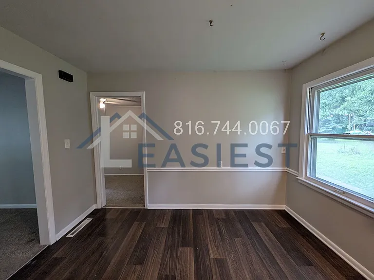 8901 E Gregory Blvd — Photo 10