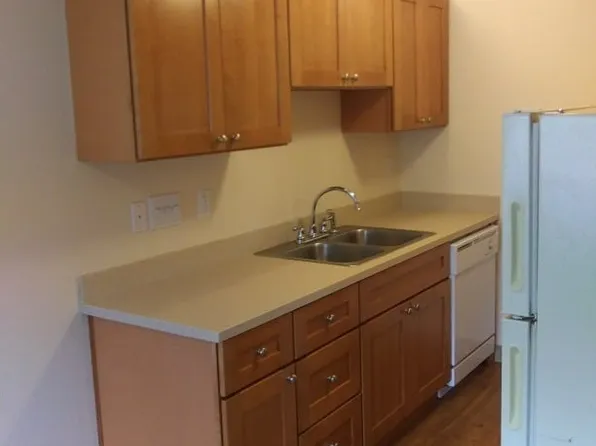 Evergreen Meadows, 12113 122nd St E #4, Puyallup, WA 98374