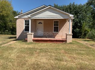 2001 Midway St, Florence, AL 35630