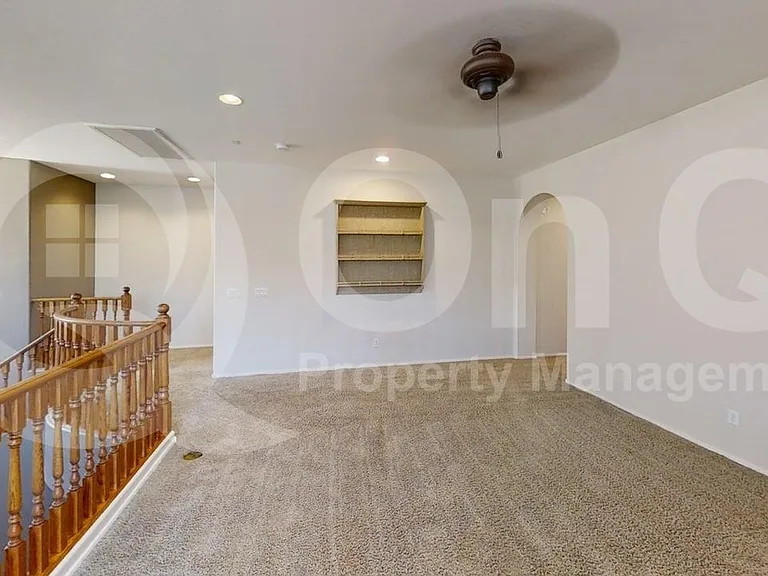 16617 S 27th Ln — Photo 9