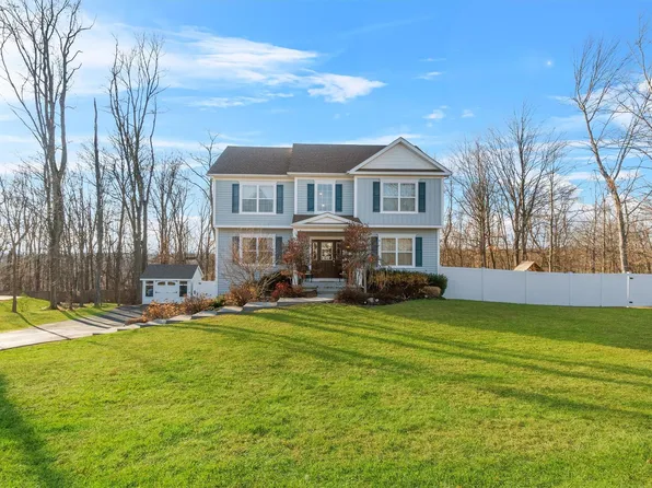 16 Copper Rock Road, Walden, NY 12586