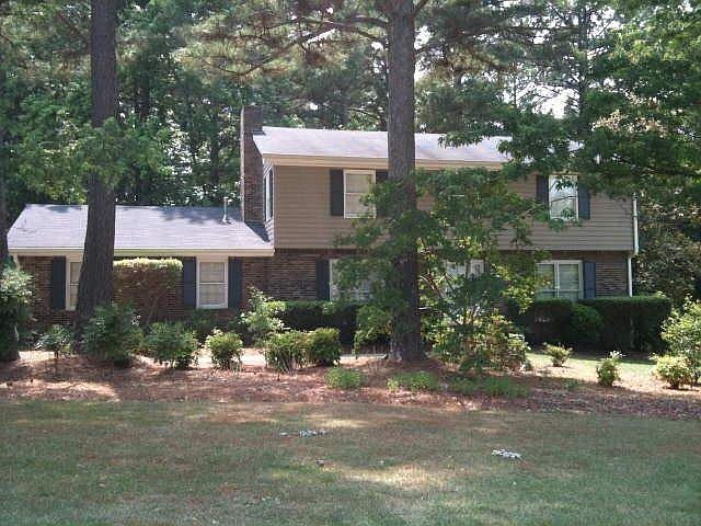1st image of 3675 Sweet Briar Ln SE