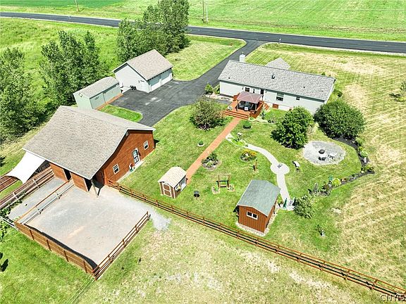 3rd image of 4255 Churton Rd