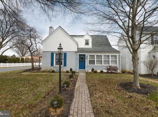 21 Mayfield Dr, Leola, PA