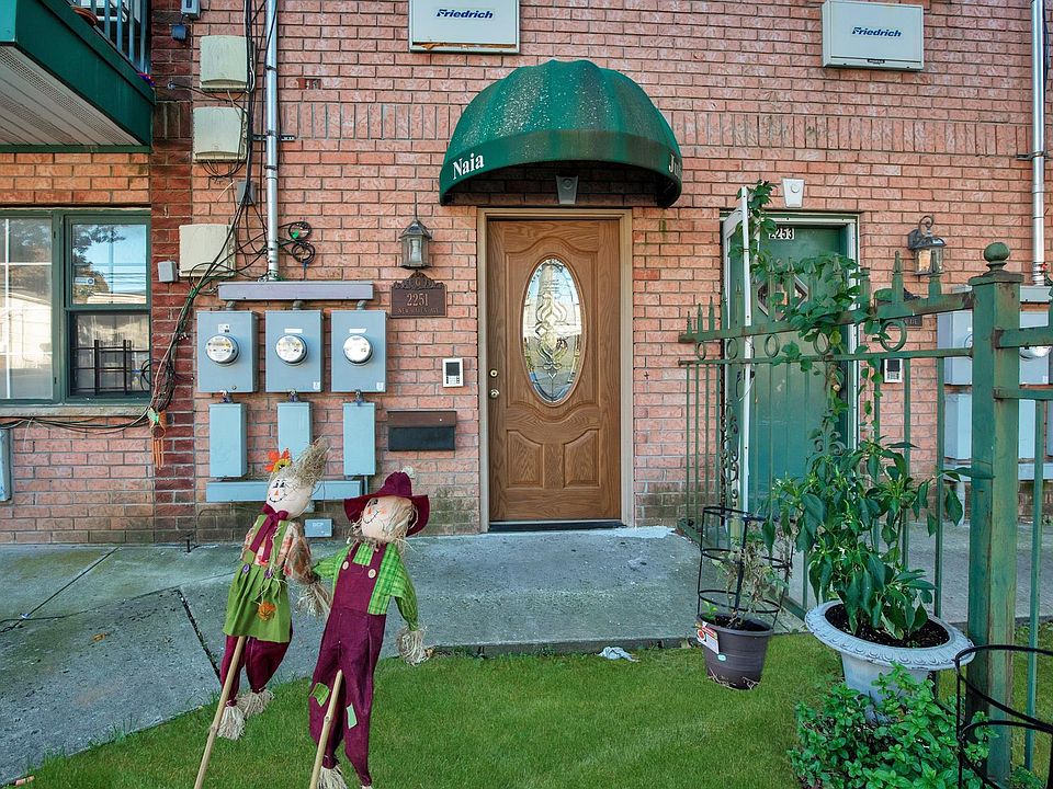 2nd image of 2251 New Haven Ave
