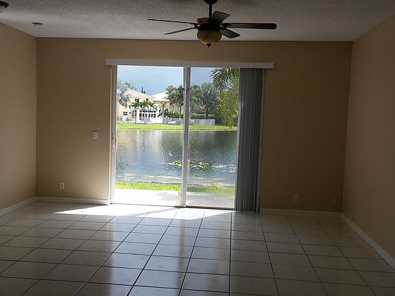 2nd image of 3736 San Simeon Cir