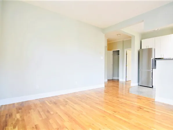 815 West 180th Street image 3 of 13