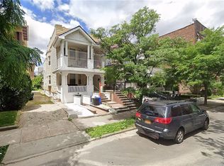 922 E 13th St, Brooklyn, NY 11230