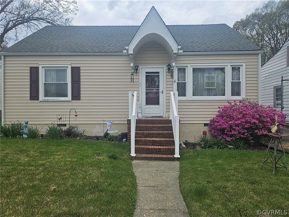 1st image of 106 W Quince Ave