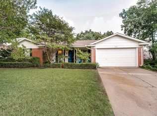 1808 Larkspur Dr, Arlington, TX 76013