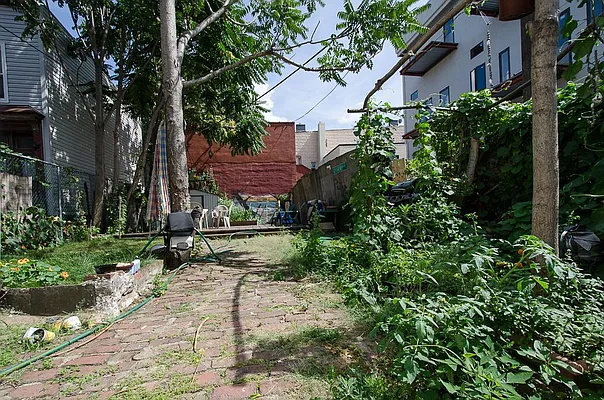 Rented by Brick&Mortar | media 19