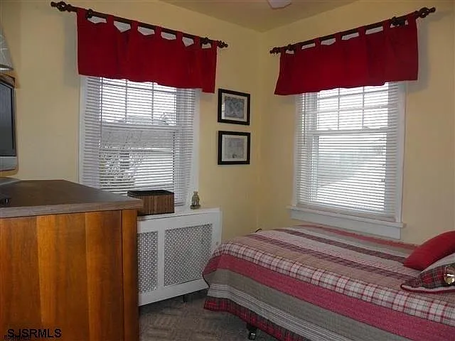 425 N Kenyon Ave — Photo 26