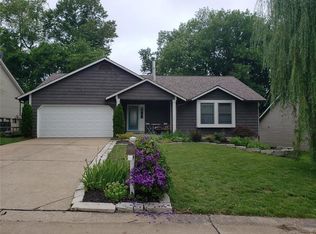 1113 Claycrest Dr, Saint Charles, MO