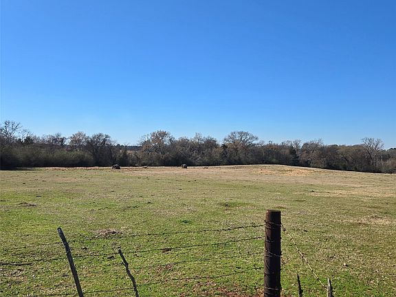 3rd image of 20398 Old Palestine Rd